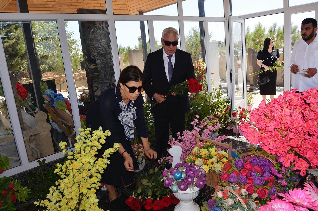 Millət vəkili Günay Əfəndiyeva Pirallahıda - FOTOLAR